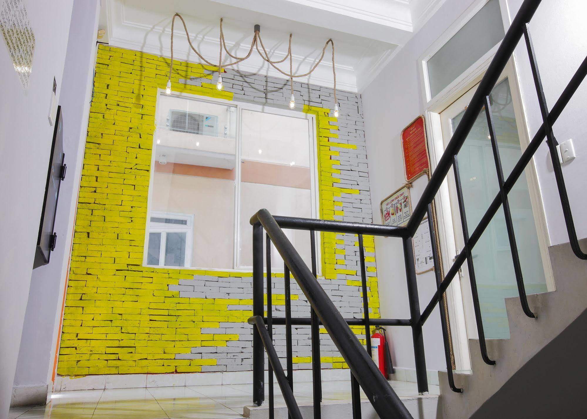 Dream Station - Saigon Hostel Ho Şi Min Exterior foto