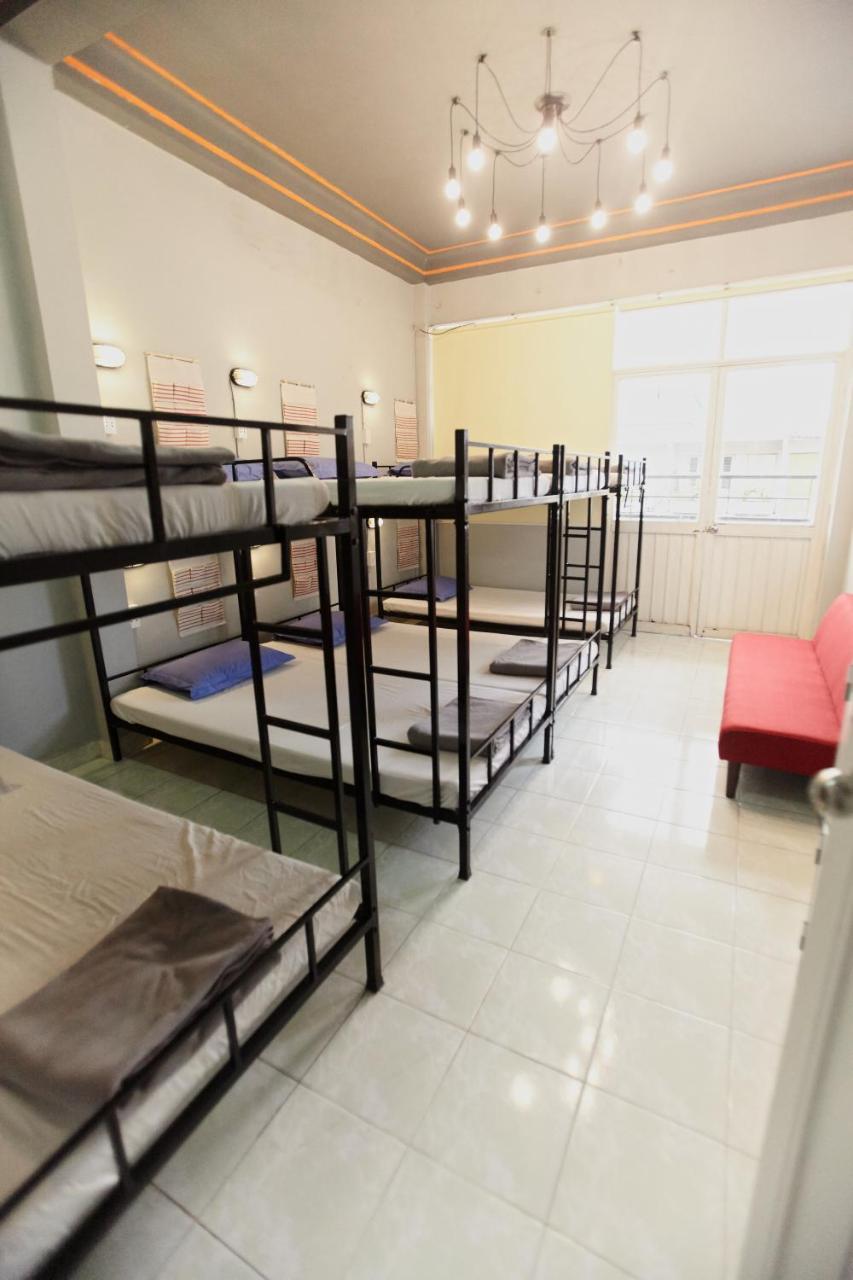 Dream Station - Saigon Hostel Ho Şi Min Exterior foto